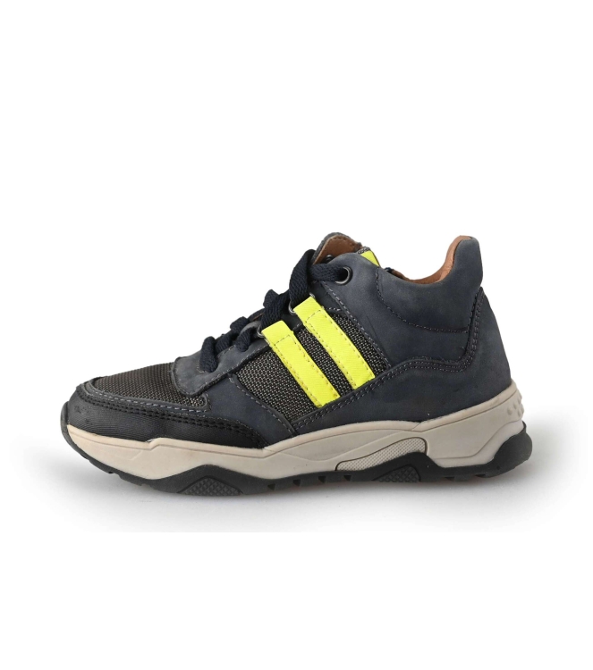 IK-KE Sneakers