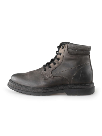 Outfielder Veterboots