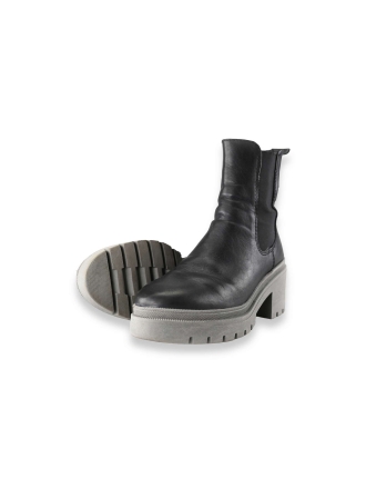 Tamaris Chelsea boots