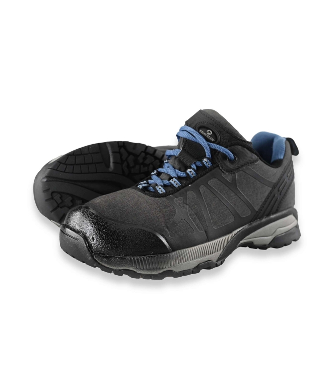 Travelin Sneakers