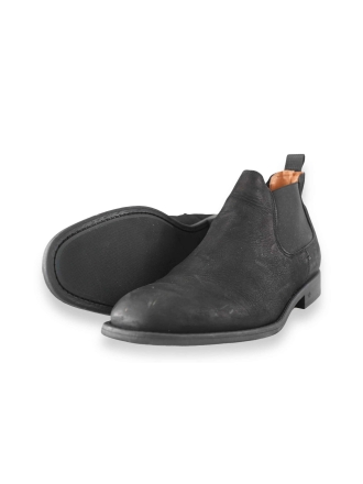 Travelin Chelsea boots