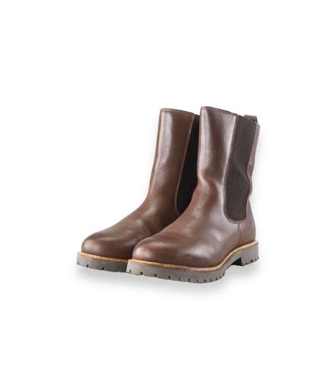 Travelin Chelsea boots