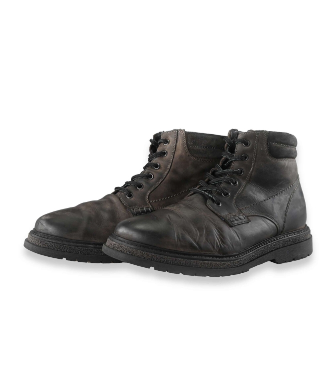 Outfielder Veterboots