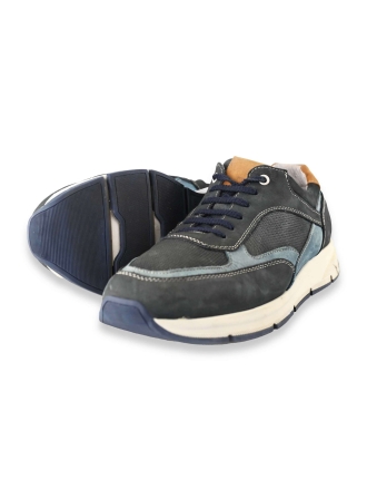 Outfielder Sneakers