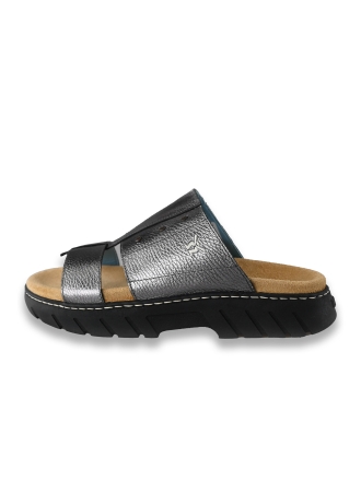 MAG Slippers