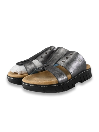 MAG Slippers
