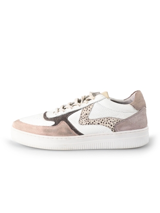 Maruti Sneakers