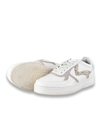 Maruti Sneakers