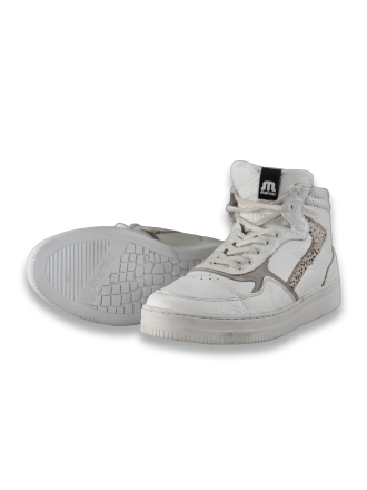 Maruti Sneakers