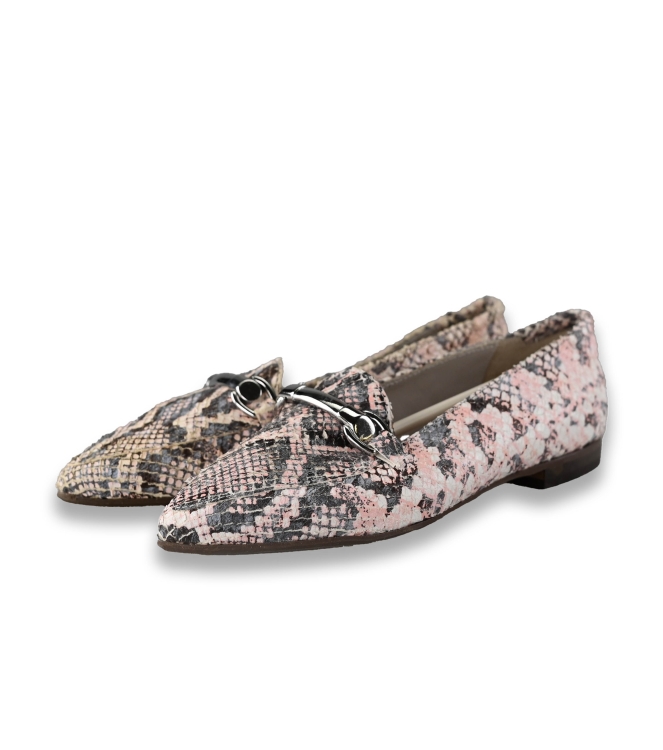 Omoda Loafers