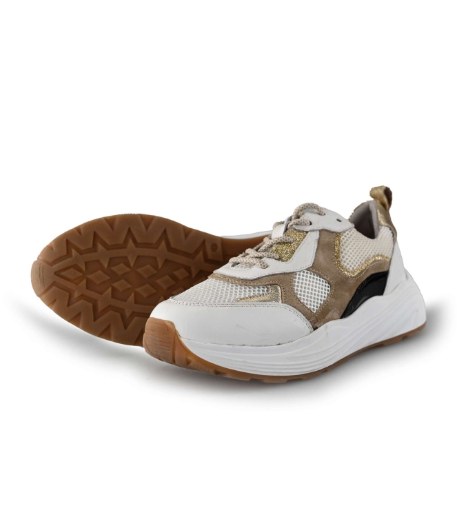 Omoda Sneakers