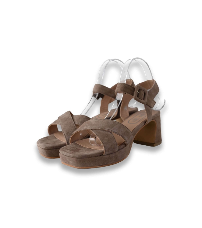 Loff 1881 Pumps