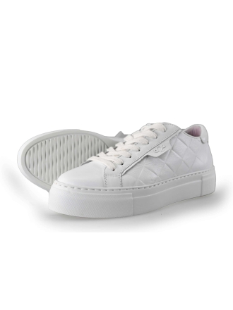 AQA Sneakers
