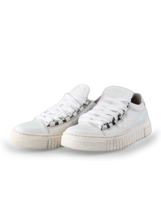 AQA Sneakers