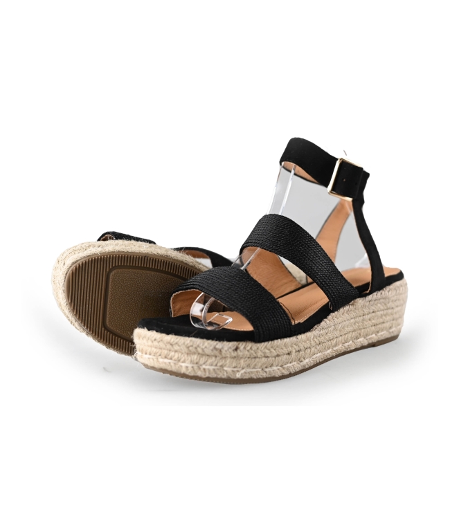 Ayana Sandalen