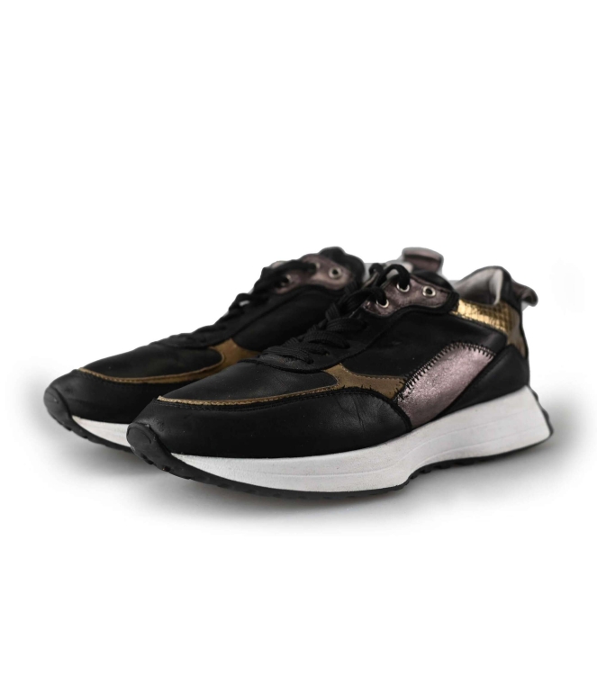 Sub55 Sneakers