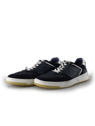 Mustang Sneakers