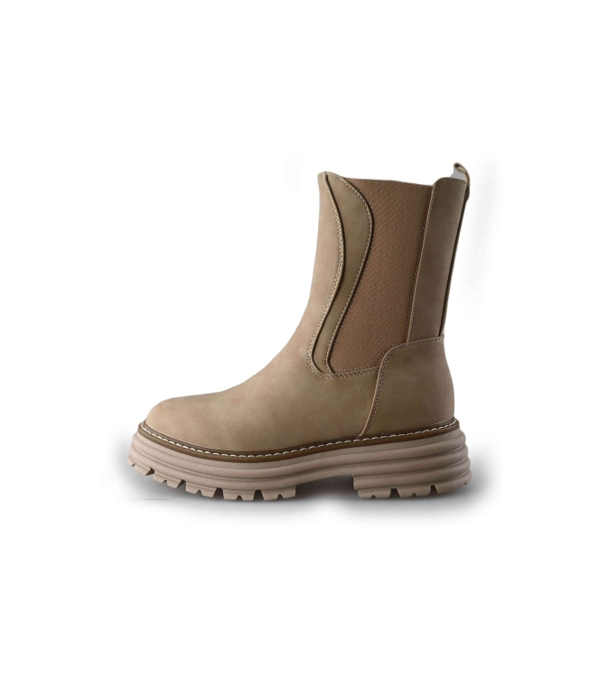 DSTRCT Chelsea boots