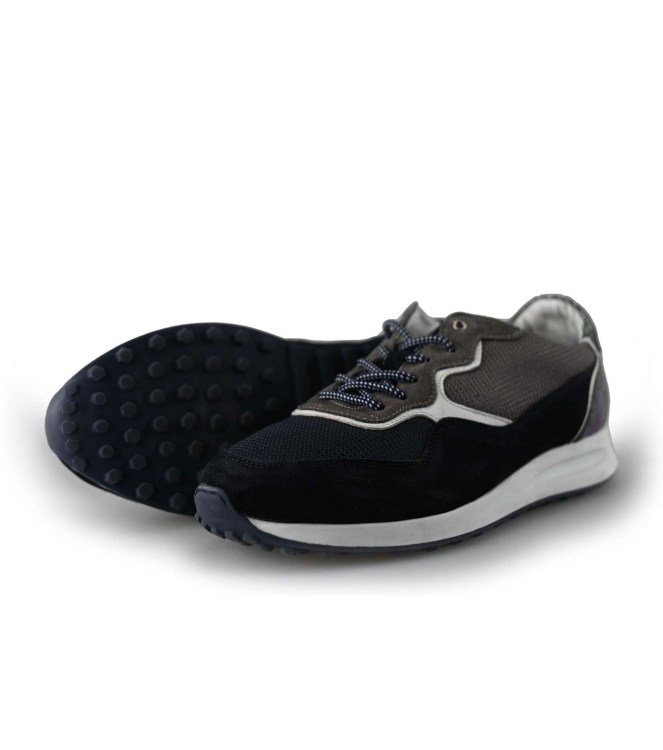 Sub55 Sneakers