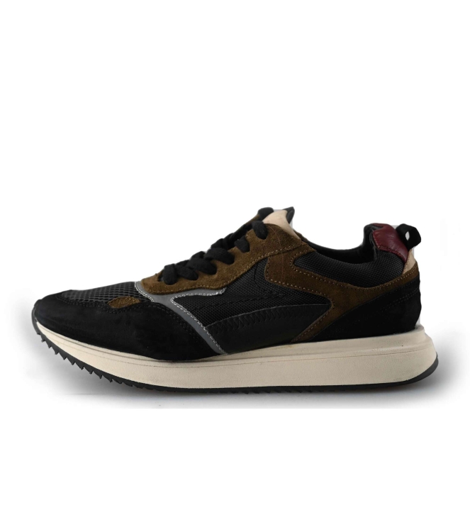 Sub55 Sneakers