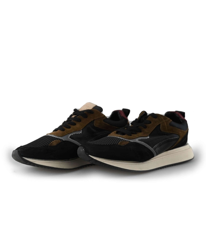 Sub55 Sneakers