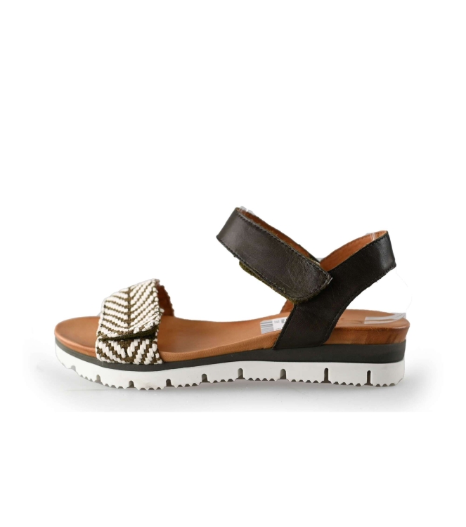 AQA Sandalen