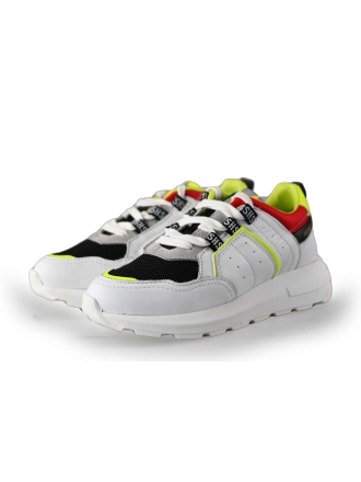 Giga Sneakers