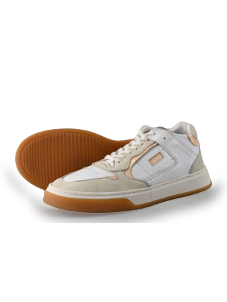 Giga Sneakers