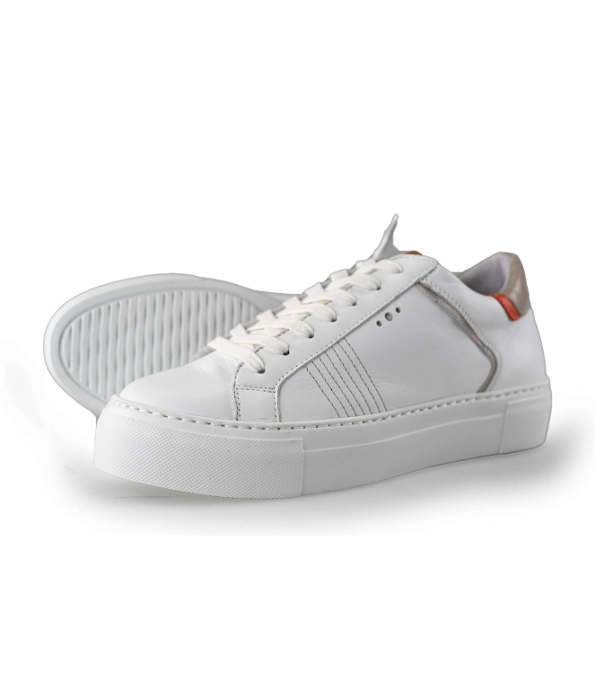 AQA Sneakers