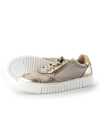 AQA Sneakers