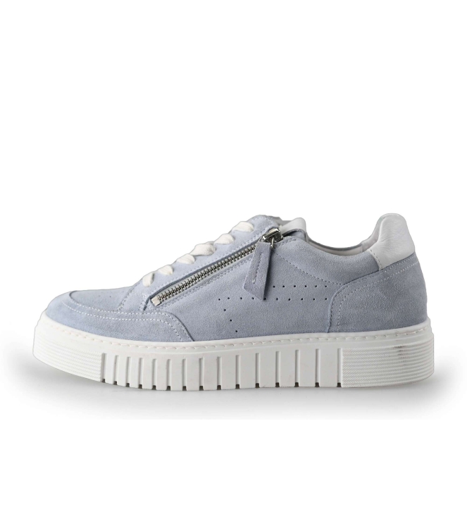 AQA Sneakers