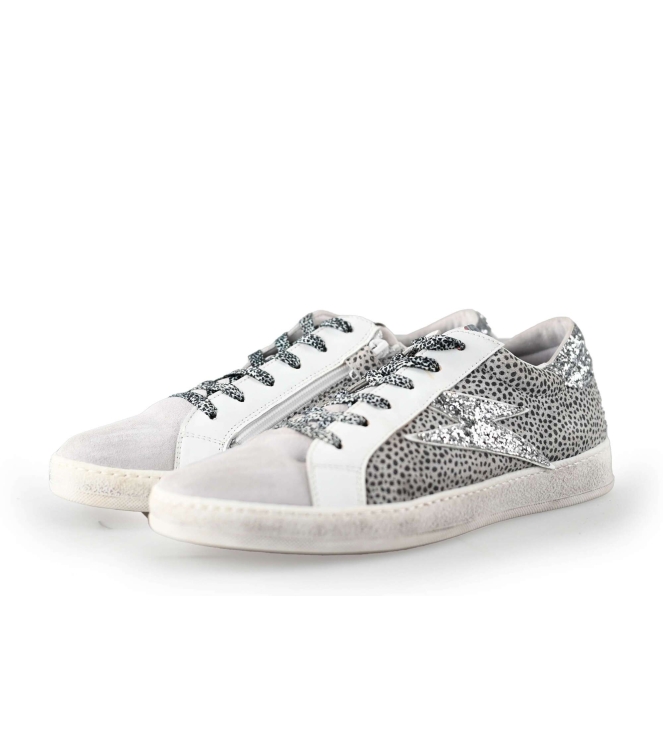 Giga Sneakers
