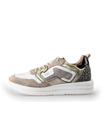 Giga Sneakers