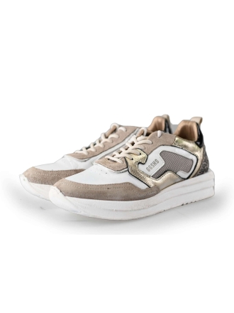 Giga Sneakers