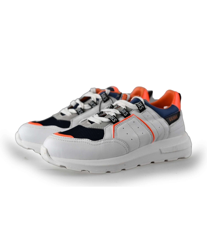 Giga Sneakers