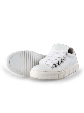 AQA Sneakers