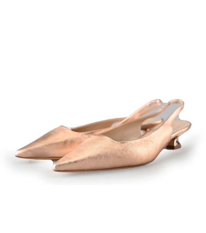 Lina Locchi Pumps