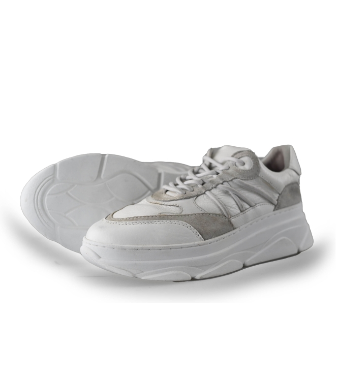 Omoda Sneakers