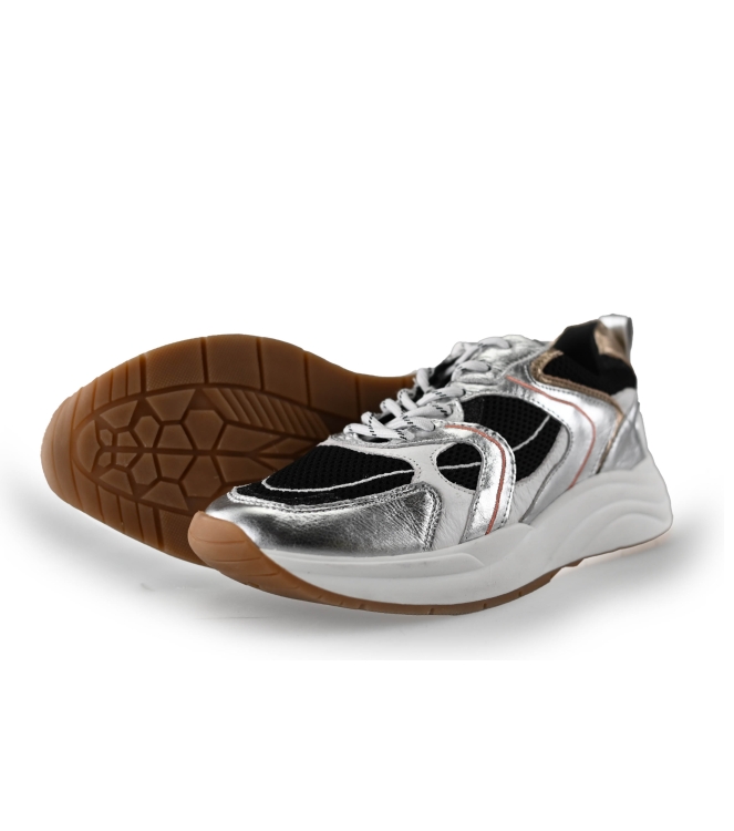 Omoda Sneakers