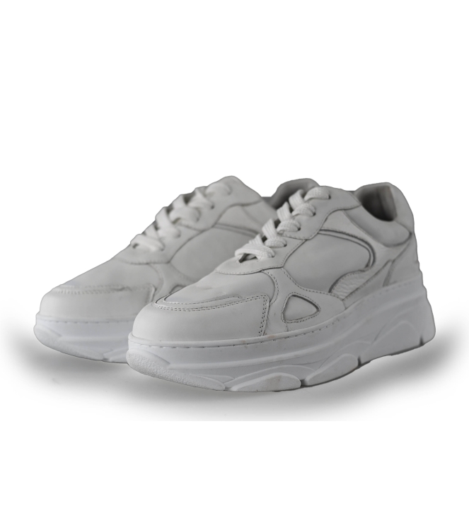 Omoda Sneakers