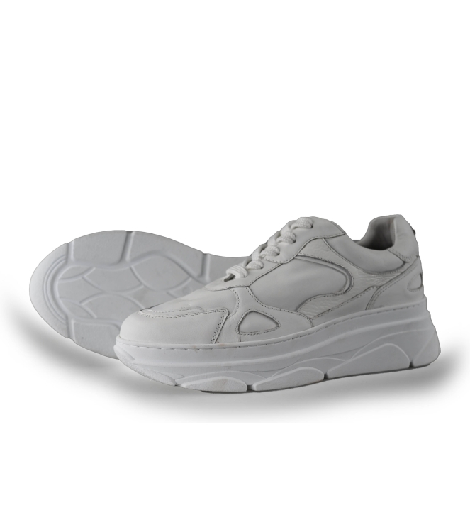 Omoda Sneakers
