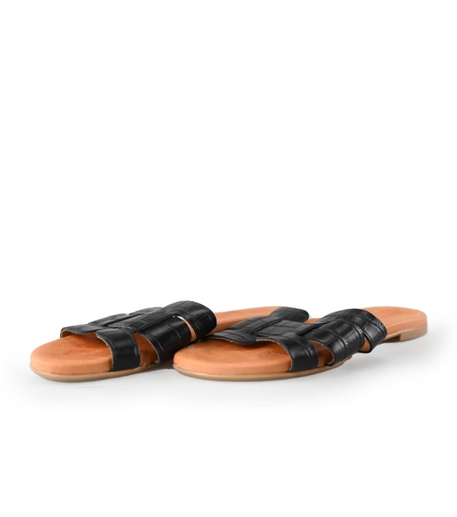 Omoda Slippers