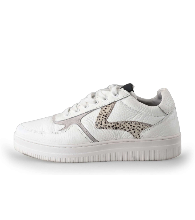 Maruti Sneakers