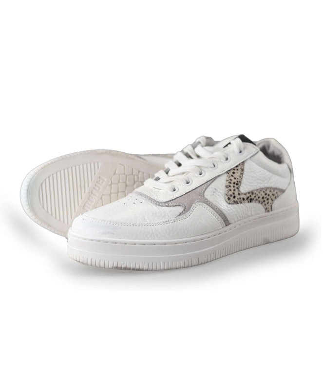 Maruti Sneakers