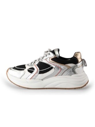 Omoda Sneakers