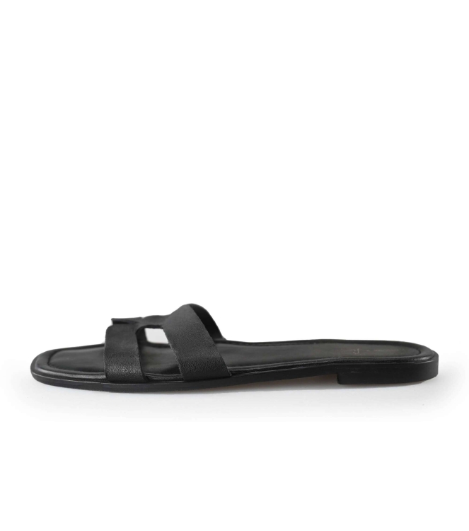 Omoda Slippers