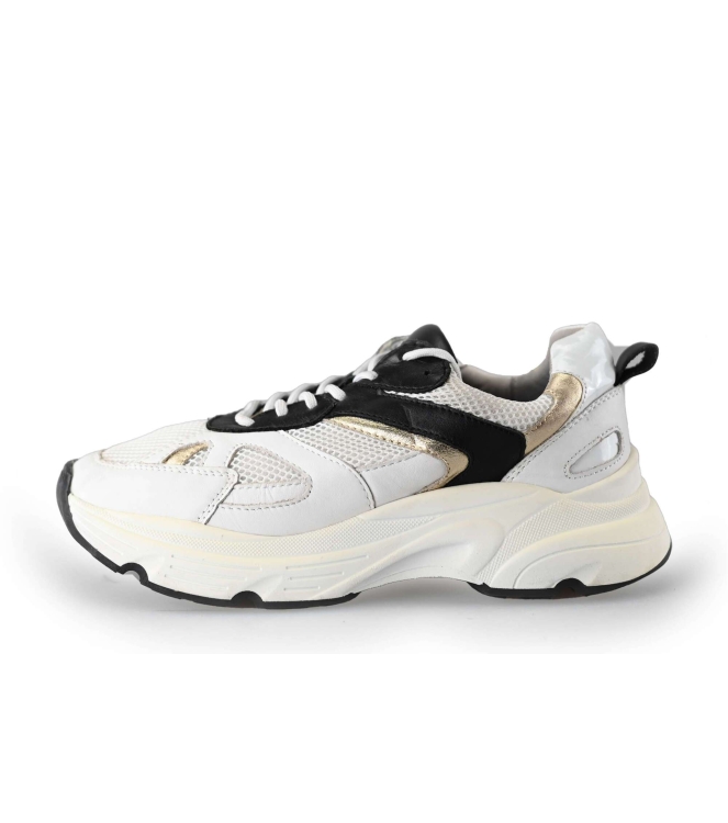 Omoda Sneakers