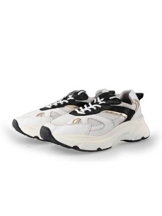 Omoda Sneakers