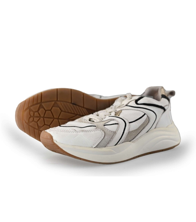 Omoda Sneakers