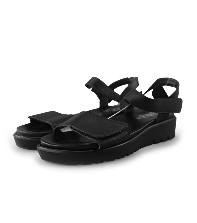 Ara Sandalen